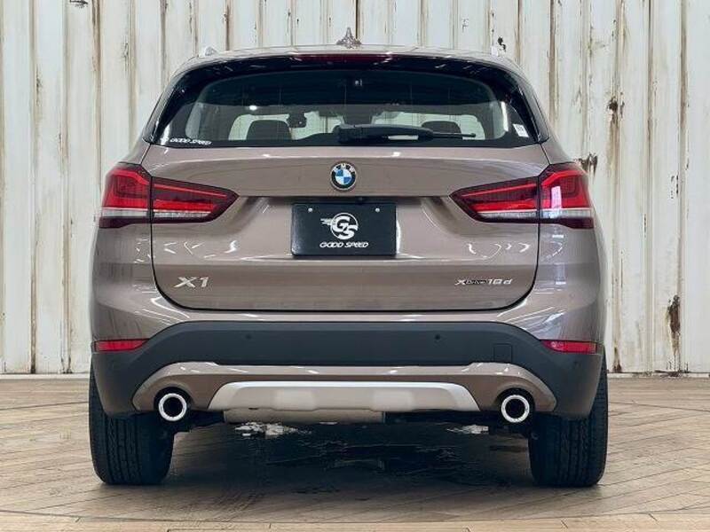 X1