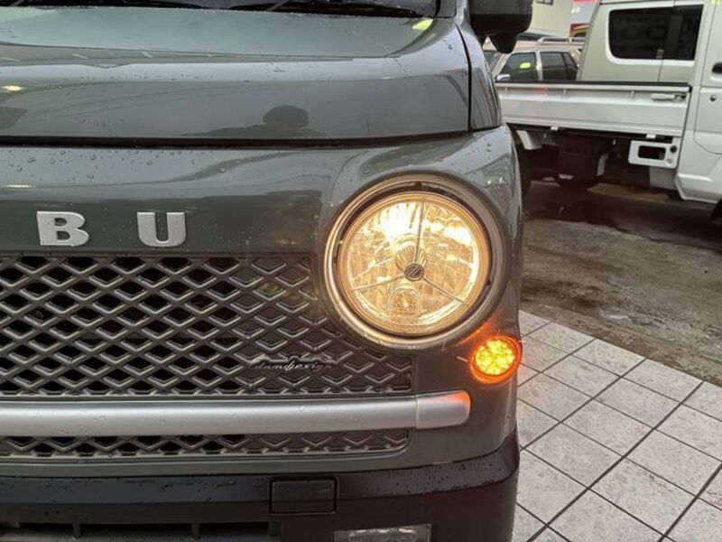N-VAN