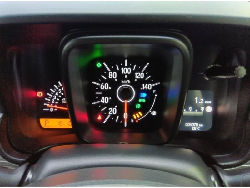 N-VAN