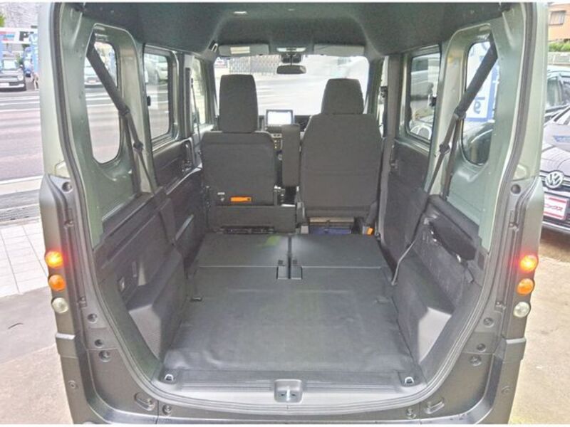 N-VAN