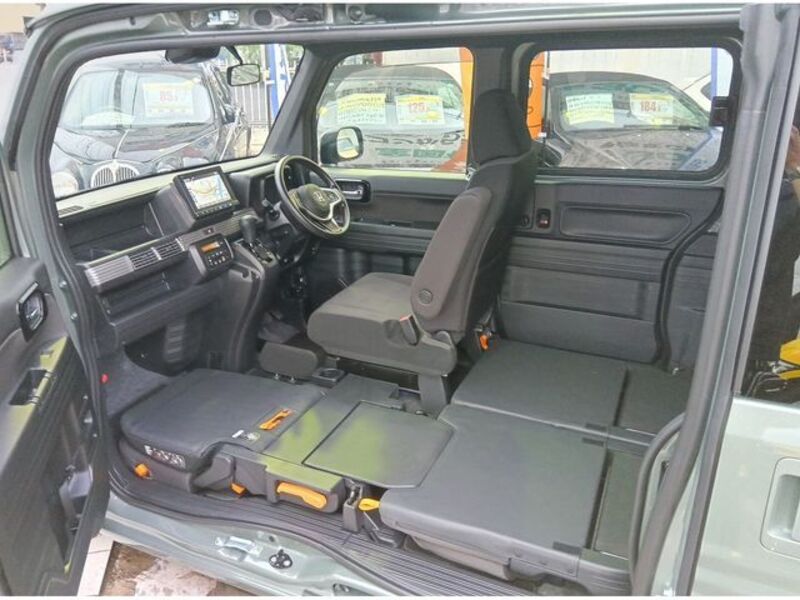N-VAN
