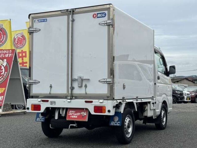 CARRY TRUCK