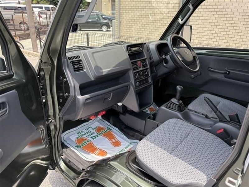 CARRY TRUCK