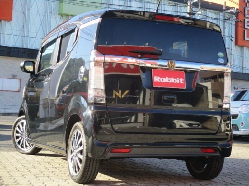 N BOX