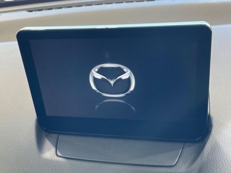 MAZDA2