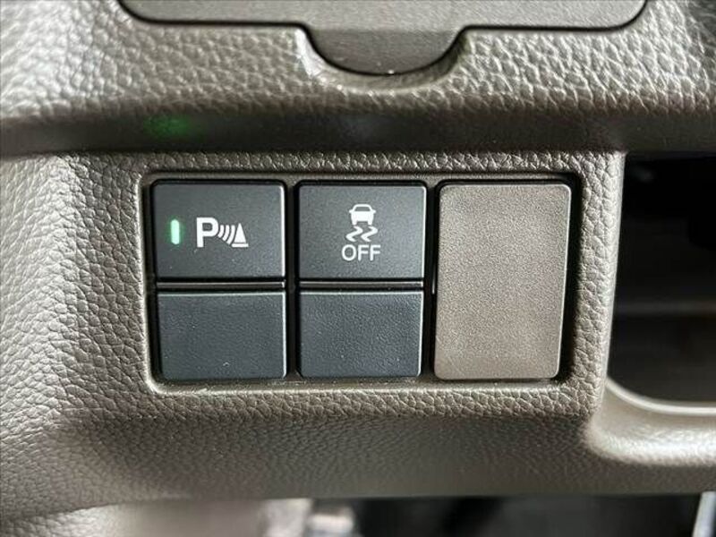 N BOX
