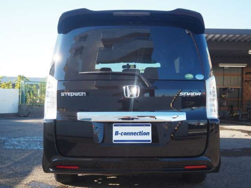STEPWAGON SPADA