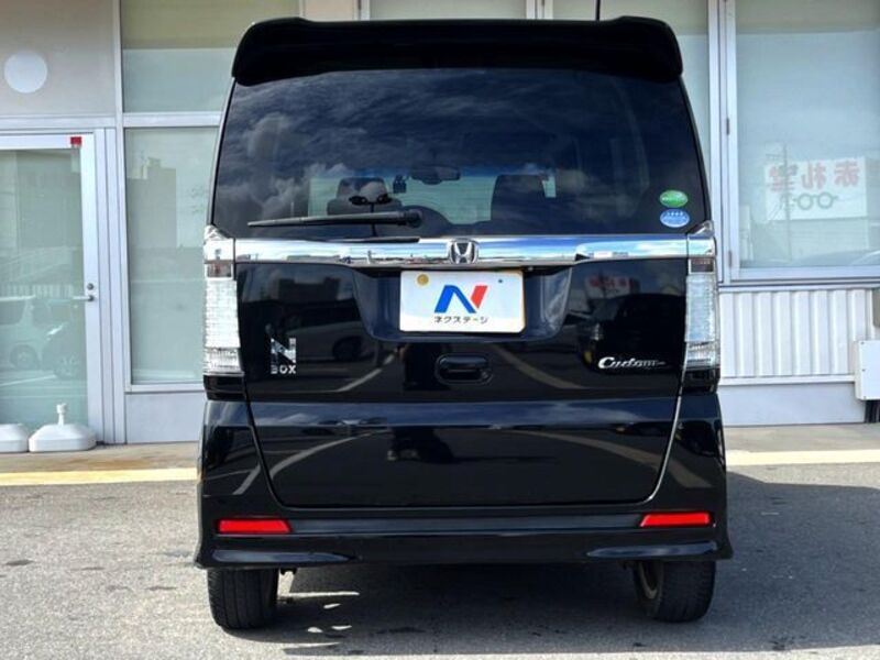 N BOX CUSTOM