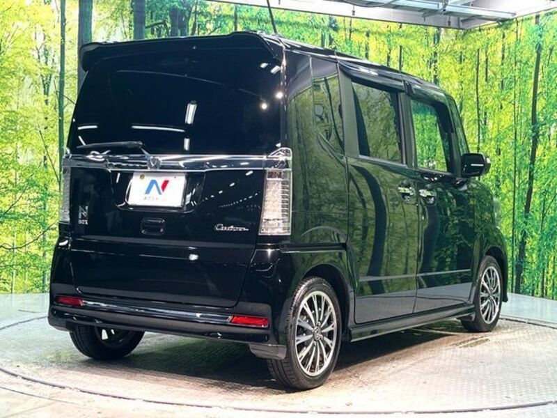N BOX CUSTOM