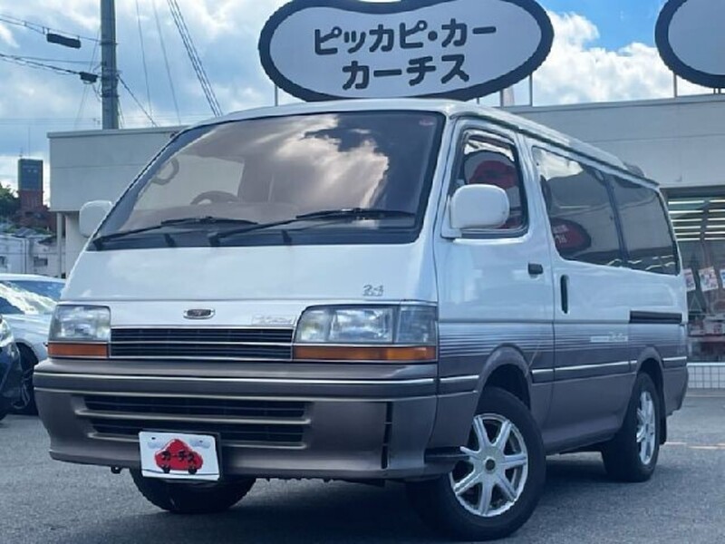 TOYOTA HIACE WAGON