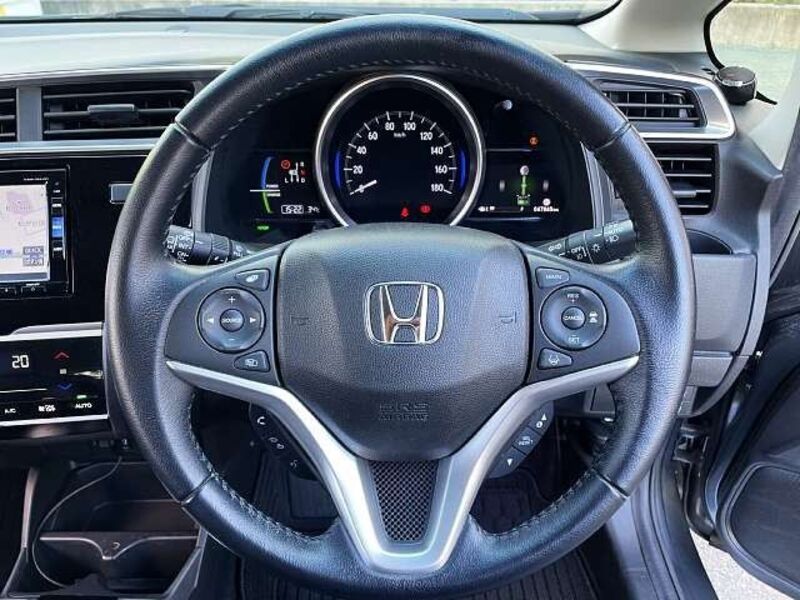 FIT HYBRID