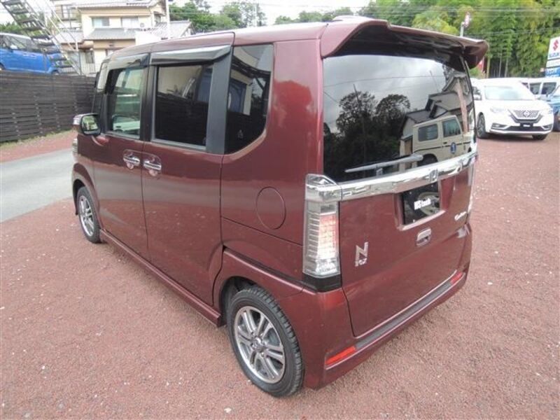 N BOX CUSTOM