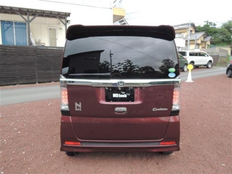 N BOX CUSTOM