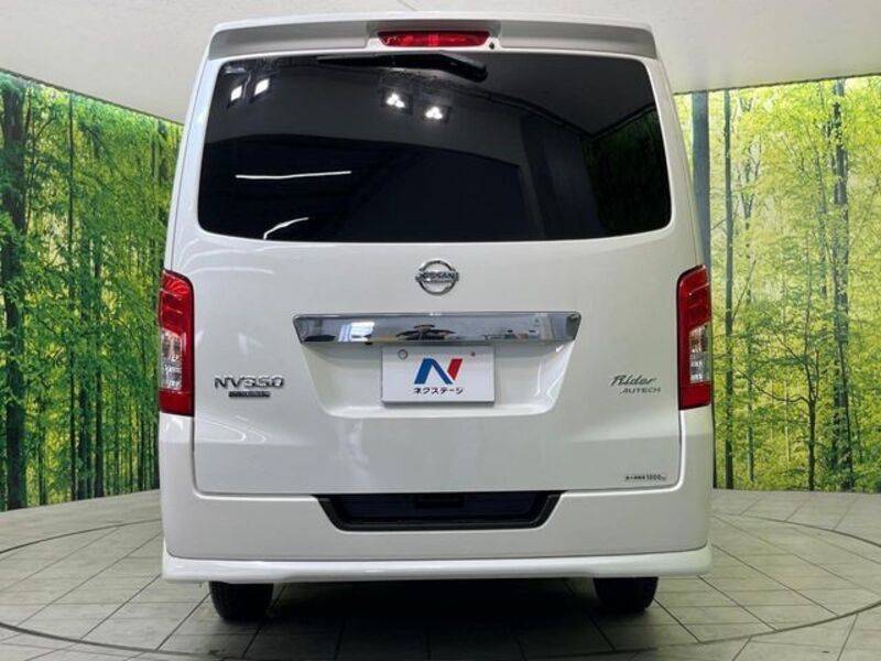 NV350 CARAVAN