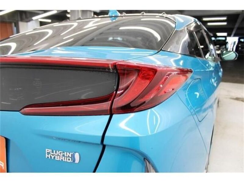 PRIUS PHV