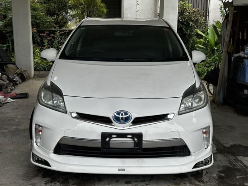 PRIUS PHV