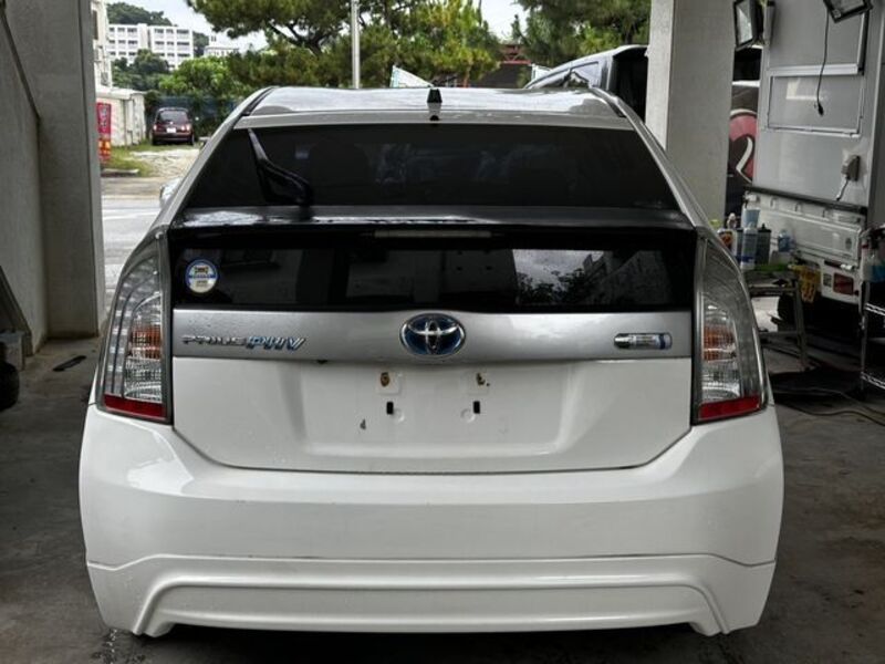 PRIUS PHV