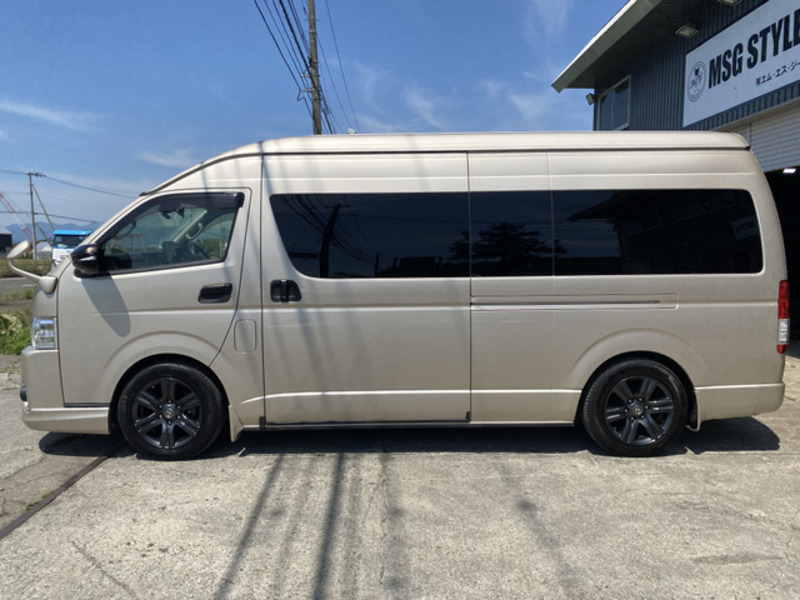 HIACE