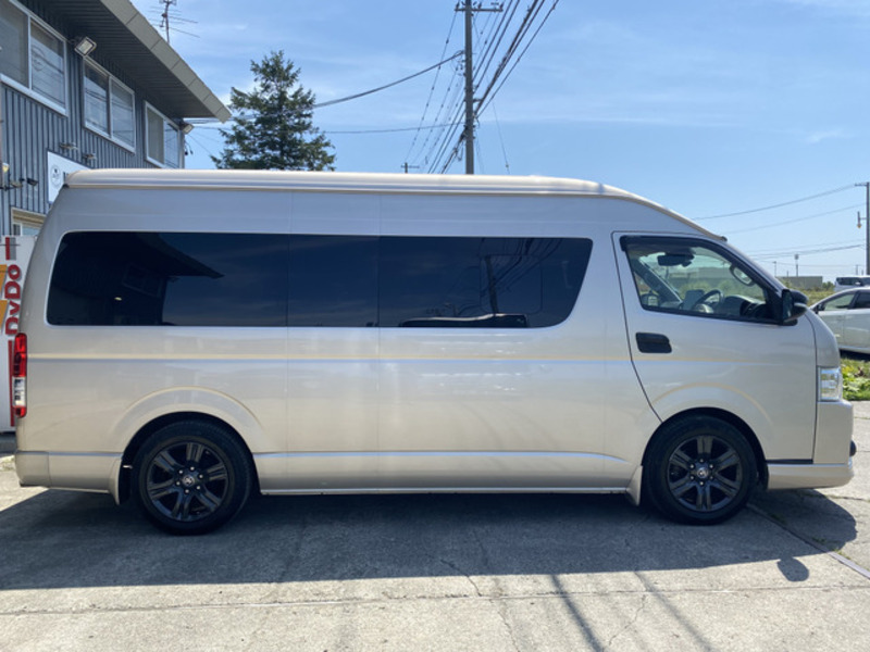 HIACE