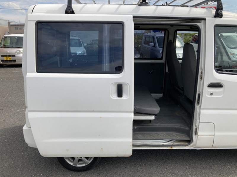 MINICAB VAN