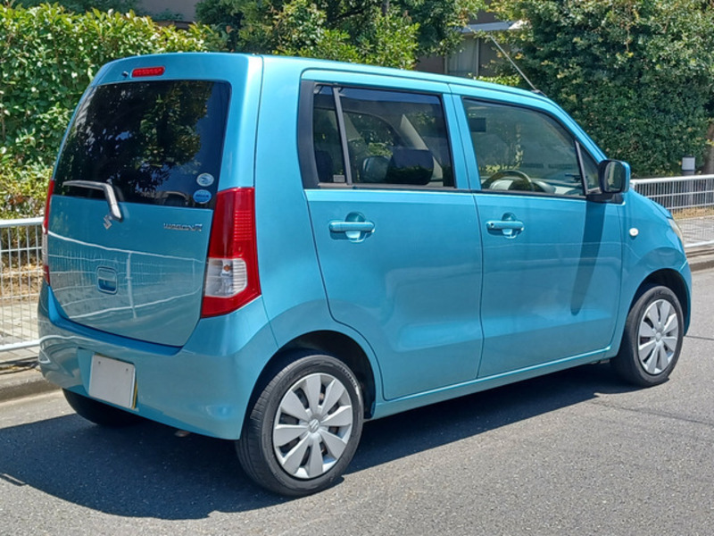 WAGON R