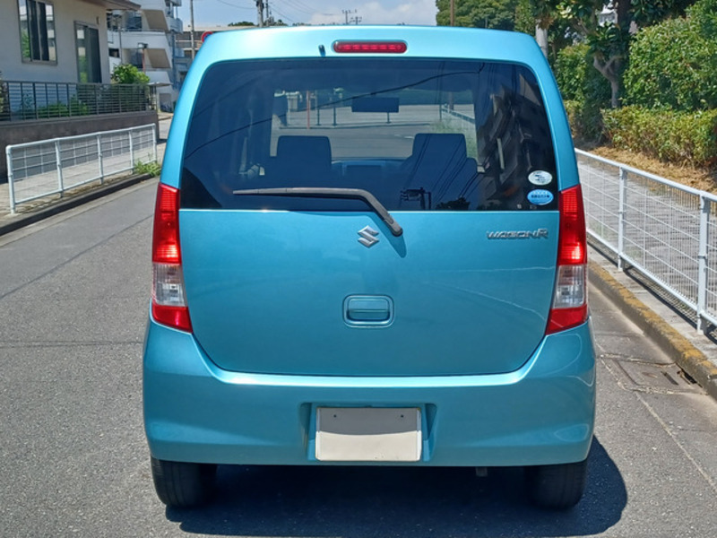 WAGON R