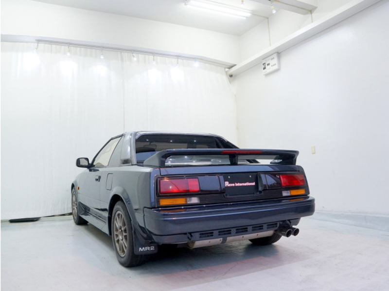 MR2