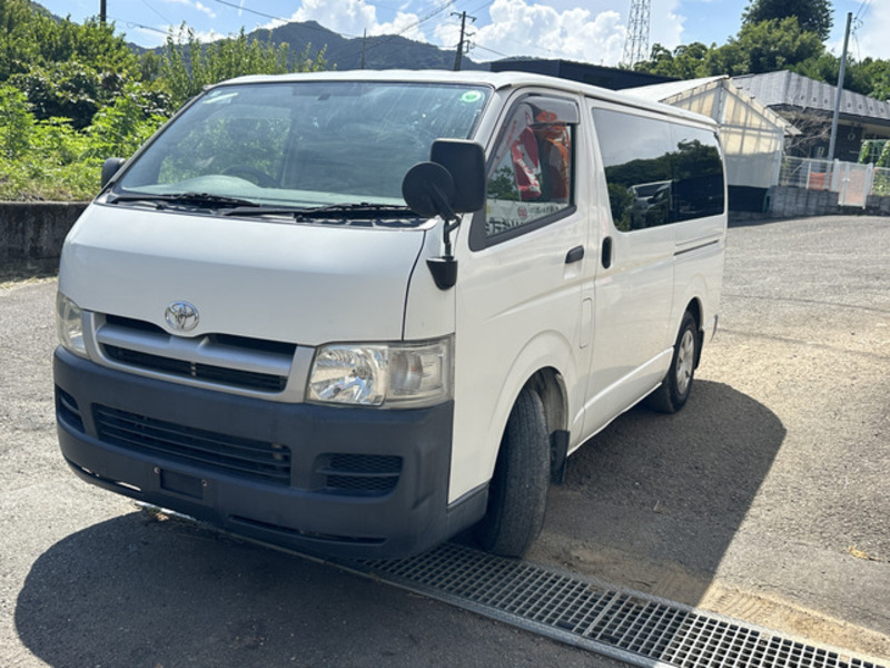 HIACE VAN