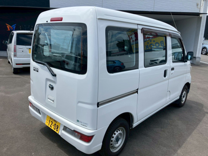 PIXIS VAN