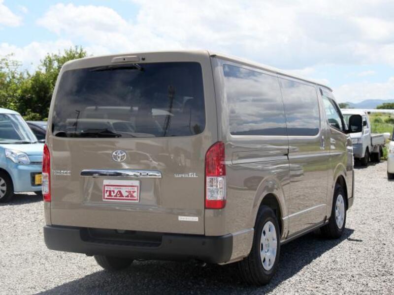 HIACE VAN
