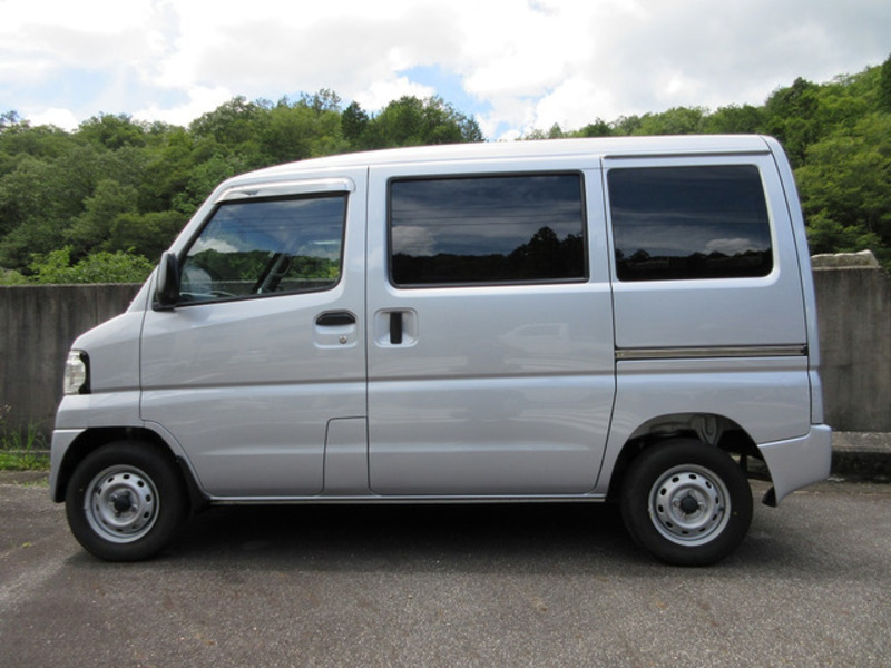 MINICAB VAN