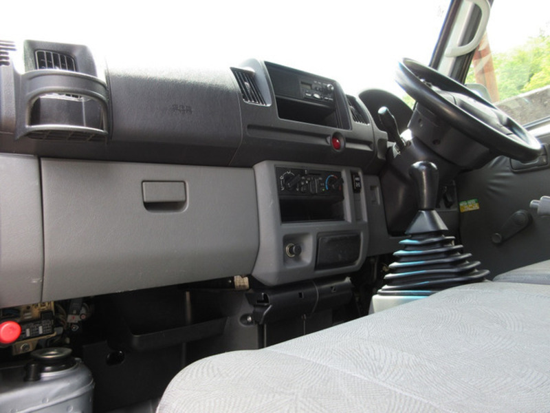 MINICAB VAN