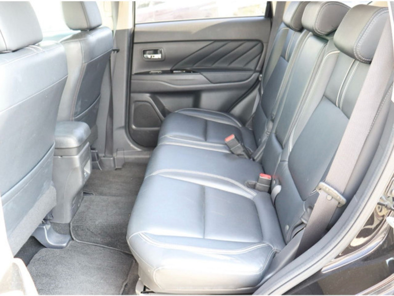 OUTLANDER PHEV