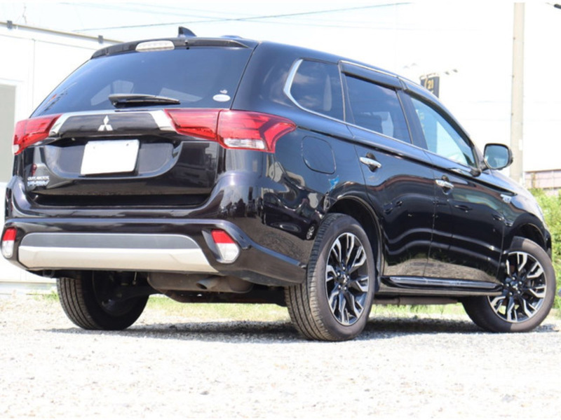 OUTLANDER PHEV