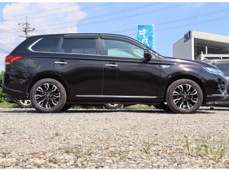 OUTLANDER PHEV