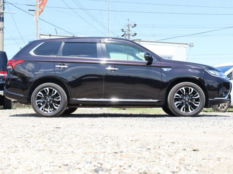 OUTLANDER PHEV