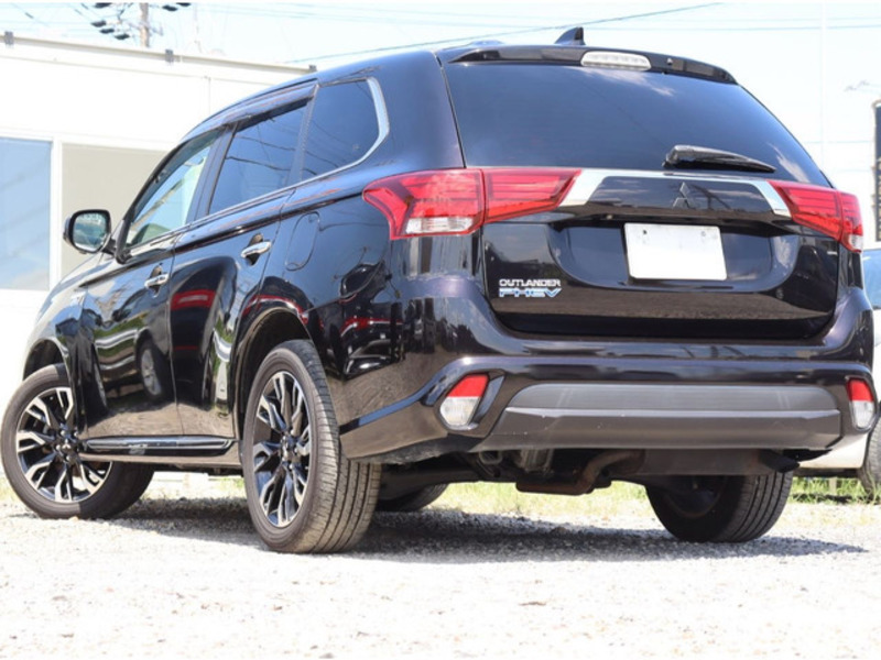 OUTLANDER PHEV