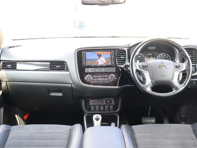 OUTLANDER PHEV