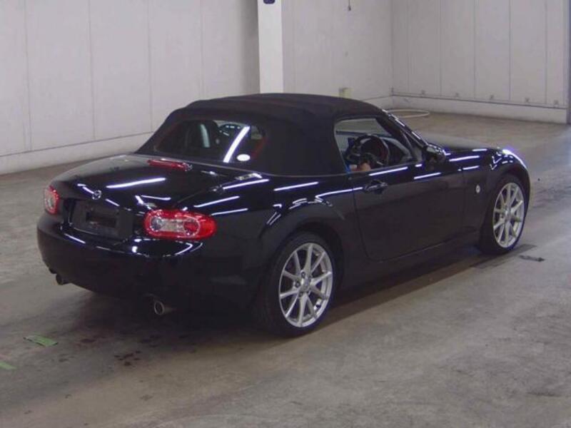 ROADSTER