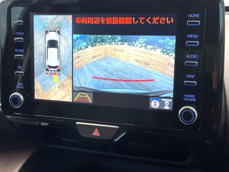 YARIS CROSS