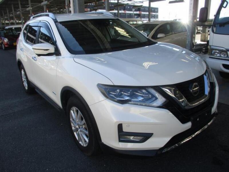 X-TRAIL-0