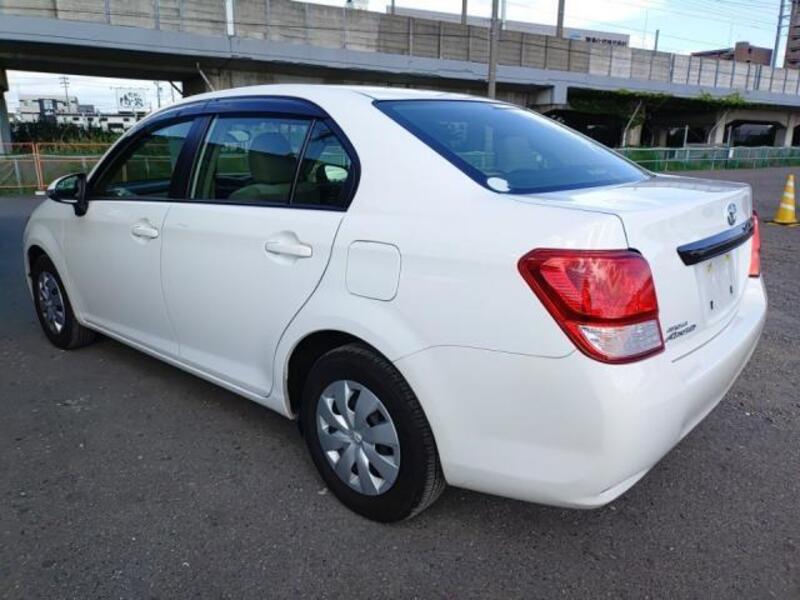 COROLLA AXIO