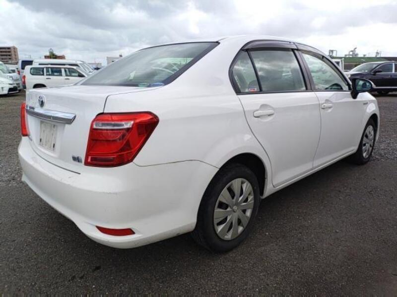 COROLLA AXIO