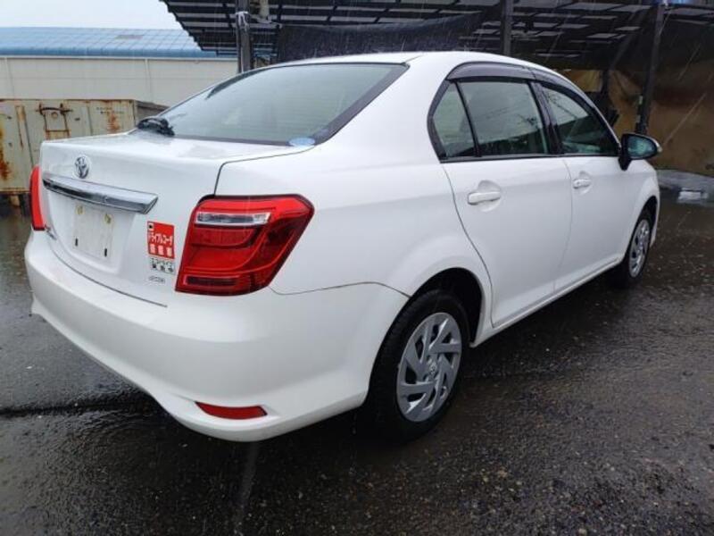 COROLLA AXIO