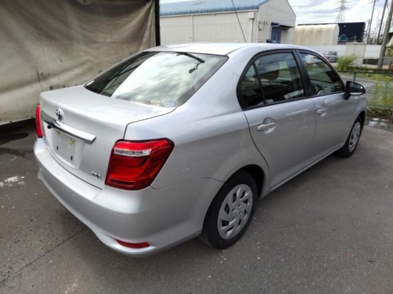 COROLLA AXIO