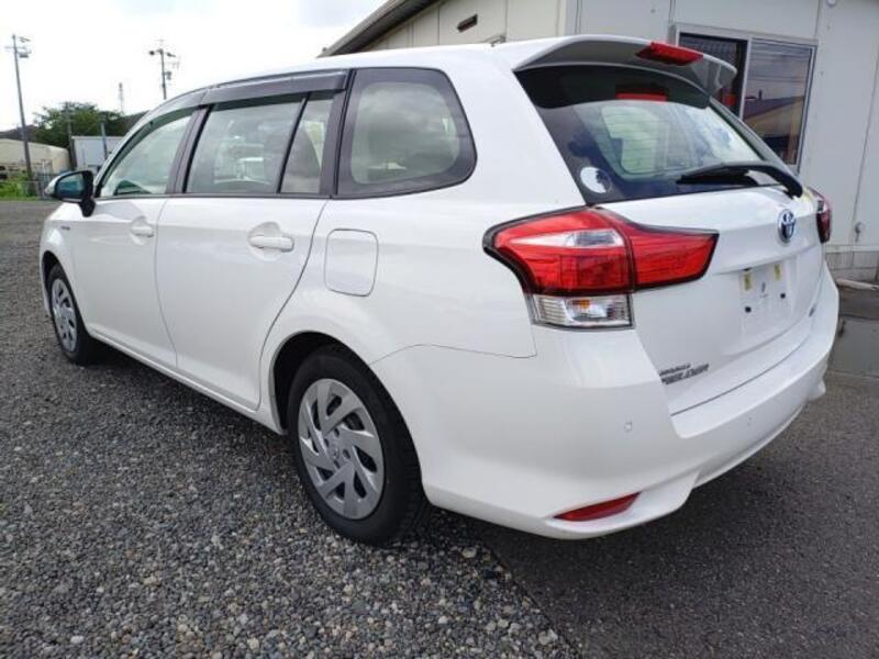 COROLLA FIELDER