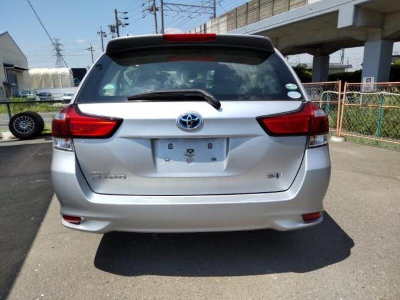 COROLLA FIELDER