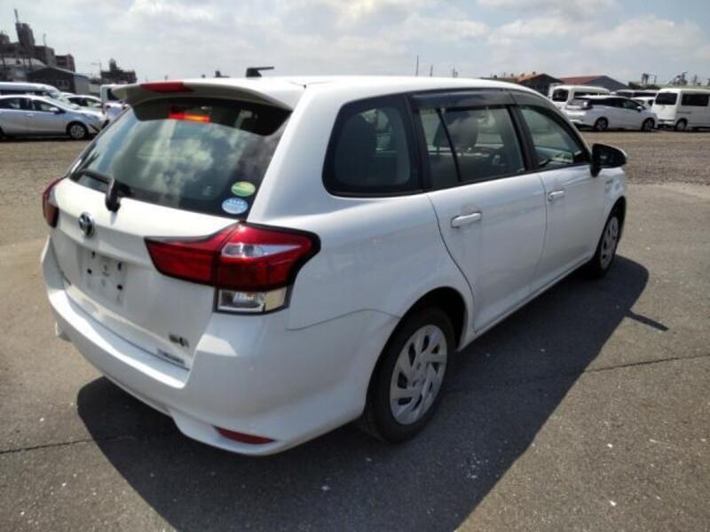 COROLLA FIELDER