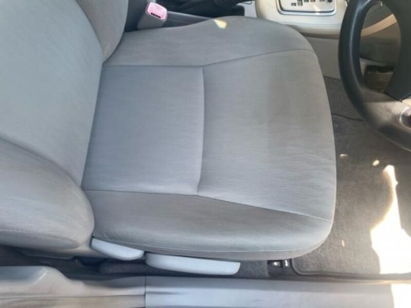 COROLLA AXIO