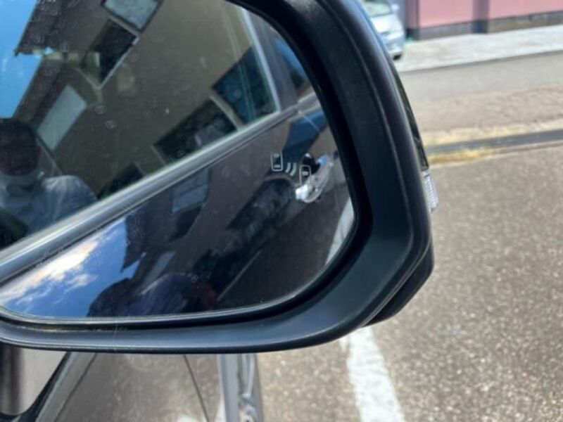 COROLLA CROSS